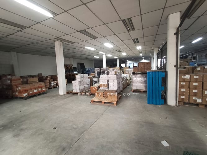 Bodega en arriendo en Zona Industrial No. 1, Itagüí, 2000 m² · foto 14 de 24