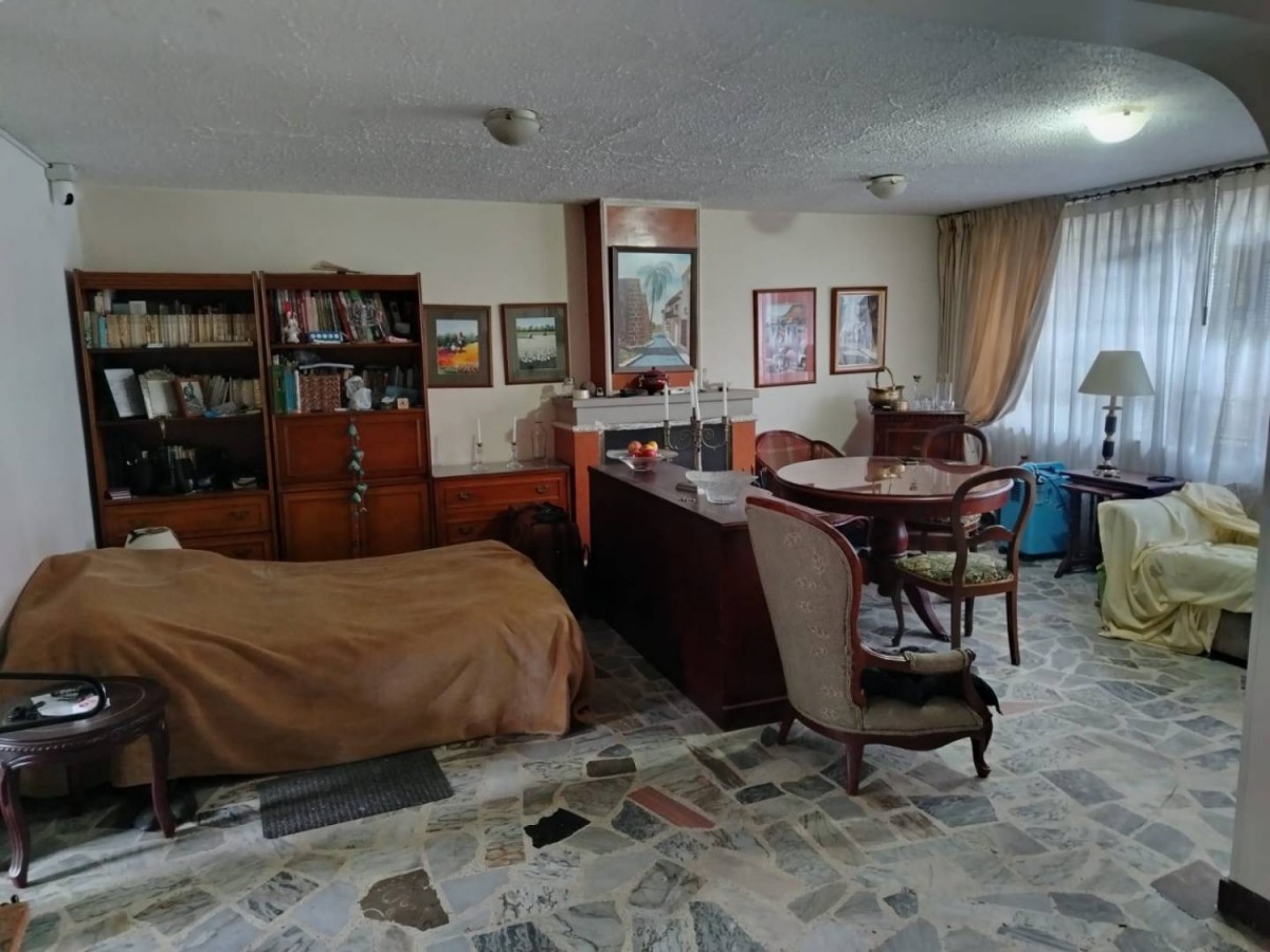 Casa en venta en Belalcazar, Bogotá · foto 4 de 17