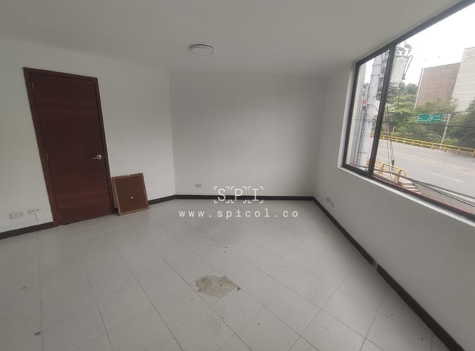 Oficina en arriendo en Universidad Pontificia Bolivariana, Medellín, 23 m² · foto 9 de 10