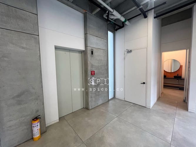 Local en arriendo en El Poblado, Medellín, 85 m² · foto 2 de 18