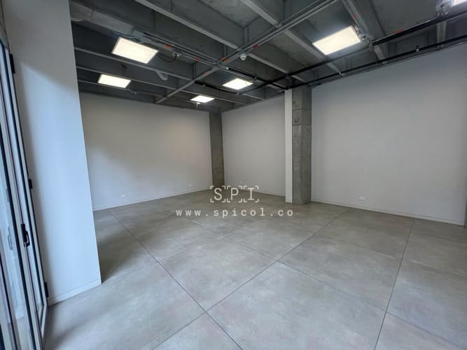 Local en arriendo en El Poblado, Medellín, 120 m² · foto 4 de 12