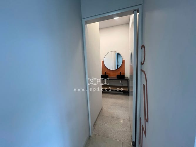 Local en arriendo en El Poblado, Medellín, 120 m² · foto 9 de 12