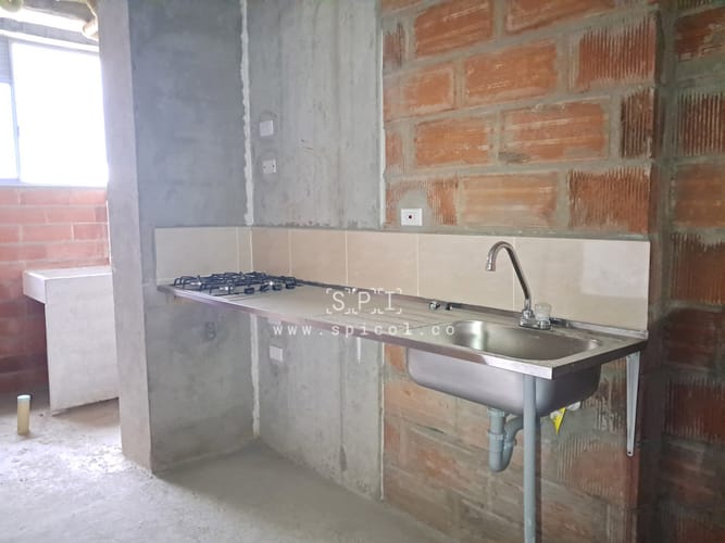 Apartamento de 2 alcobas en venta en Bello, 75 m² · foto 2 de 12