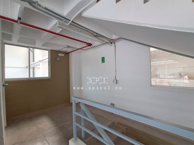 Bodega en arriendo en Llano Grande, Rionegro, 1191 m² · foto 13 de 24