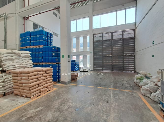 Bodega en arriendo en Llano Grande, Rionegro, 1191 m² · foto 18 de 24