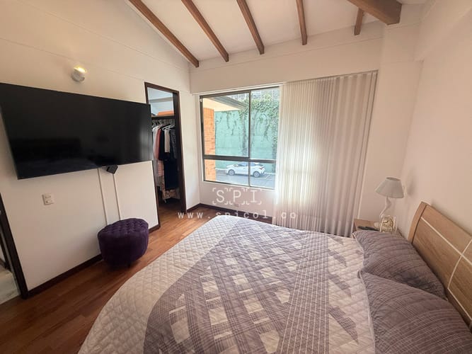 Casa de 4 alcobas en venta en Altos Del Poblado, Medellín, 350 m² · foto 12 de 24