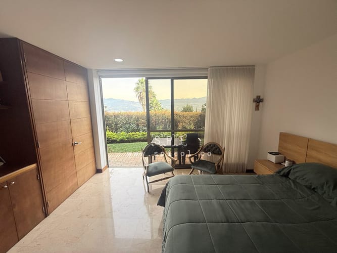 Casa de 4 alcobas en venta en Altos Del Poblado, Medellín, 350 m² · foto 15 de 24