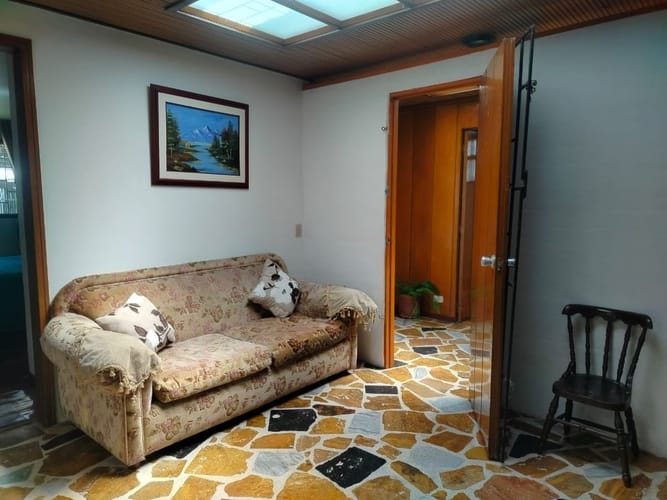 Casa de 4 alcobas en venta en Los Cedros, Bogotá, 405 m² · foto 8 de 24
