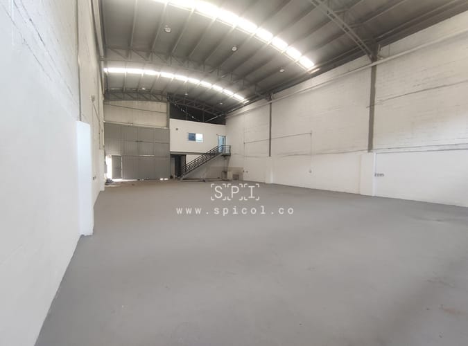 Bodega en arriendo en La Tablaza, La Estrella, 350 m² · foto 5 de 16