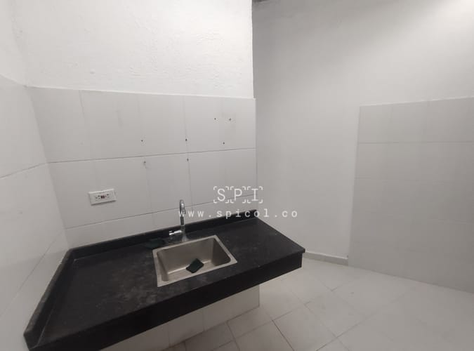 Bodega en arriendo en La Tablaza, La Estrella, 350 m² · foto 13 de 16