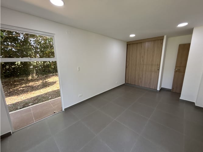 Casa de 5 alcobas en venta en Las Mercedes, Jamundí, 273 m² · foto 15 de 24