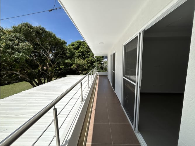 Casa de 5 alcobas en venta en Las Mercedes, Jamundí, 273 m² · foto 23 de 24