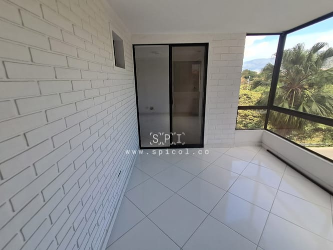 Apartamento de 3 alcobas en venta en La Aguacatala, Medellín, 155 m² · foto 4 de 16
