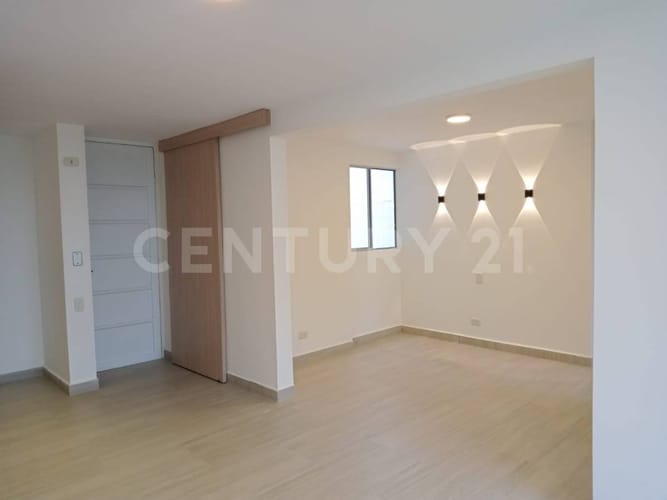 Apartamento de 2 alcobas en venta en Guabinas, Yumbo, 53 m² · foto 4 de 23