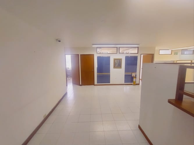 Oficina en arriendo en La Merced, Cali, 416 m² · foto 2 de 23