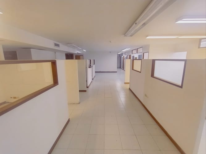 Oficina en arriendo en La Merced, Cali, 416 m² · foto 9 de 23