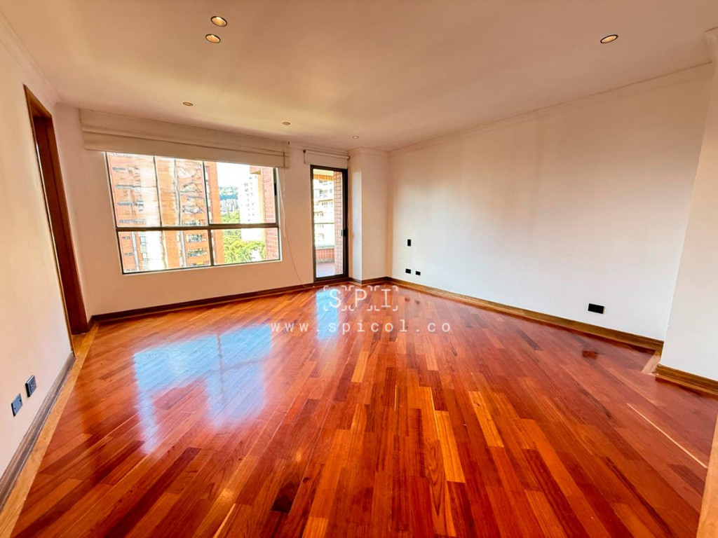 Apartamento en arriendo en Los Balsos, Medellín · foto 7 de 24