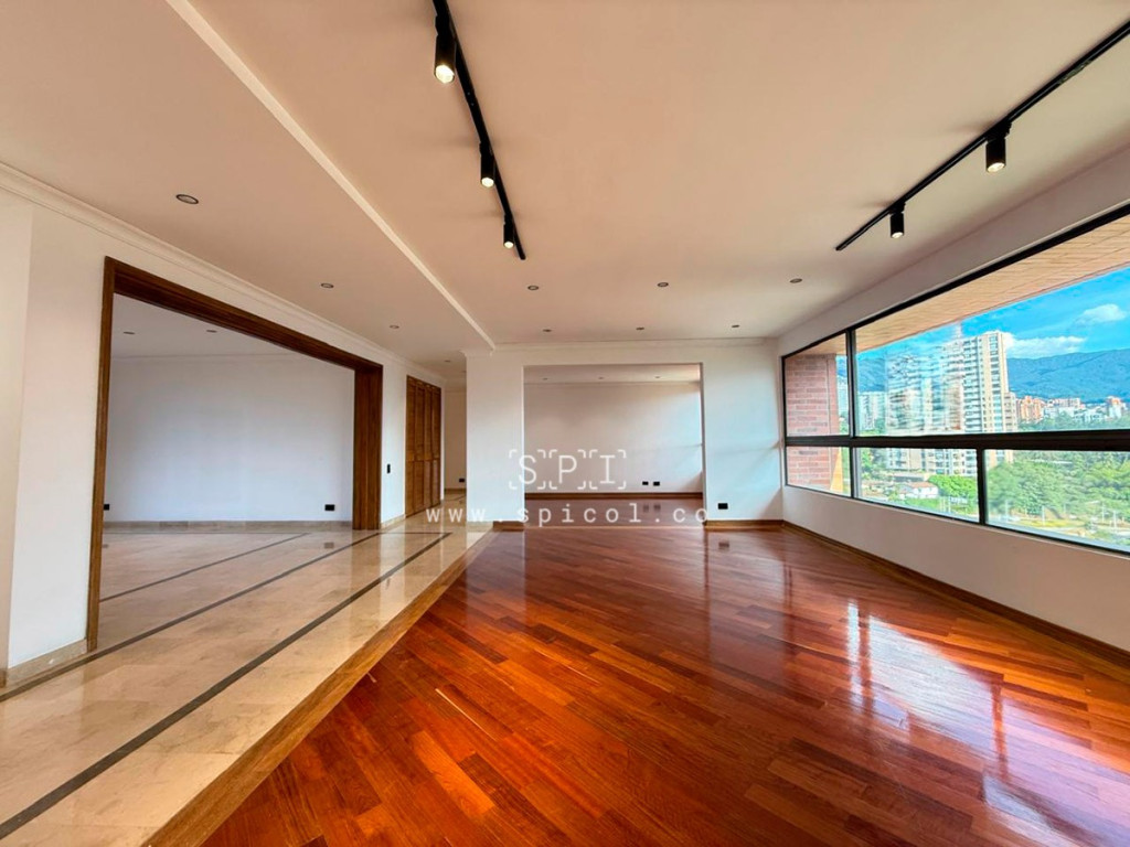 Apartamento en arriendo en Los Balsos, Medellín · foto 21 de 24