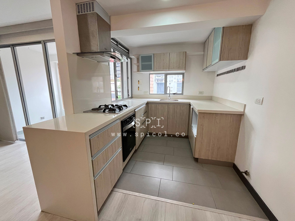 Apartamento en arriendo en Loma De Las Brujas, Envigado · foto 3 de 16