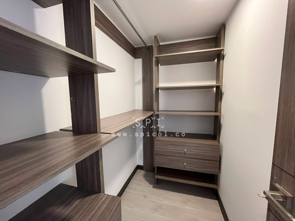 Apartamento en arriendo en Loma De Las Brujas, Envigado · foto 13 de 16