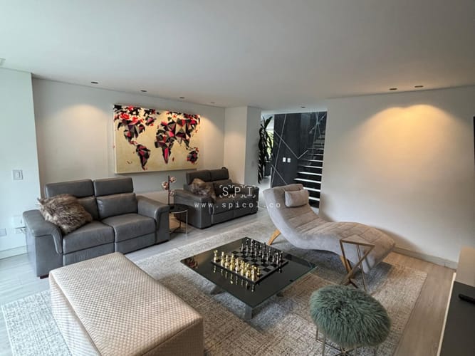 Casa de 4 alcobas en venta en Las Palmas, Medellín, 630 m² · foto 13 de 24