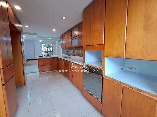 Apartamento de 3 alcobas en venta en Alejandría, Medellín, 200 m² · foto 8 de 24
