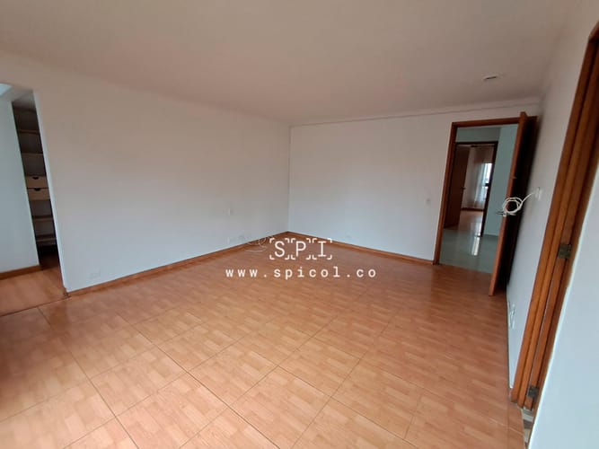 Apartamento de 3 alcobas en venta en Alejandría, Medellín, 200 m² · foto 13 de 24