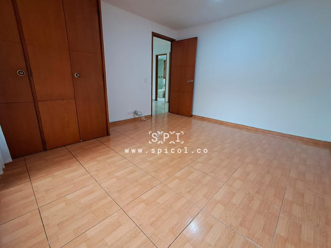 Apartamento de 3 alcobas en venta en Alejandría, Medellín, 200 m² · foto 18 de 24