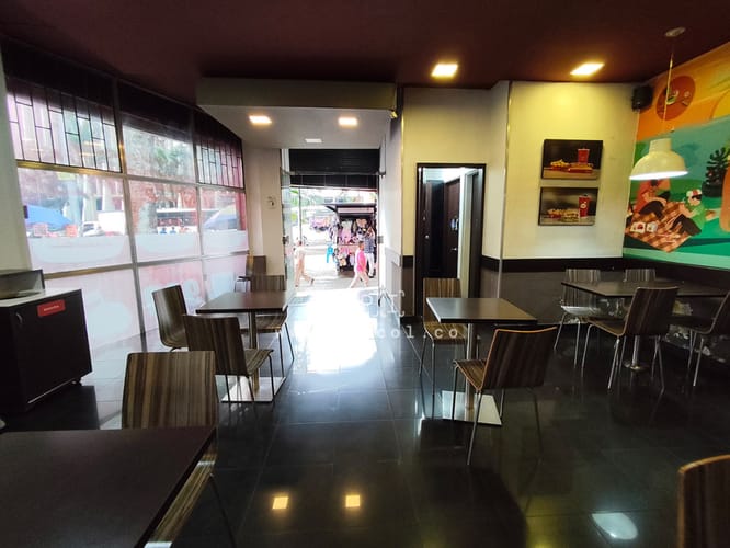 Local en arriendo en La Candelaria, Medellín, 130 m² · foto 4 de 9