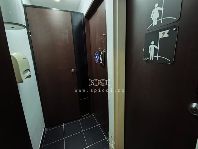 Local en arriendo en La Candelaria, Medellín, 130 m² · foto 5 de 9