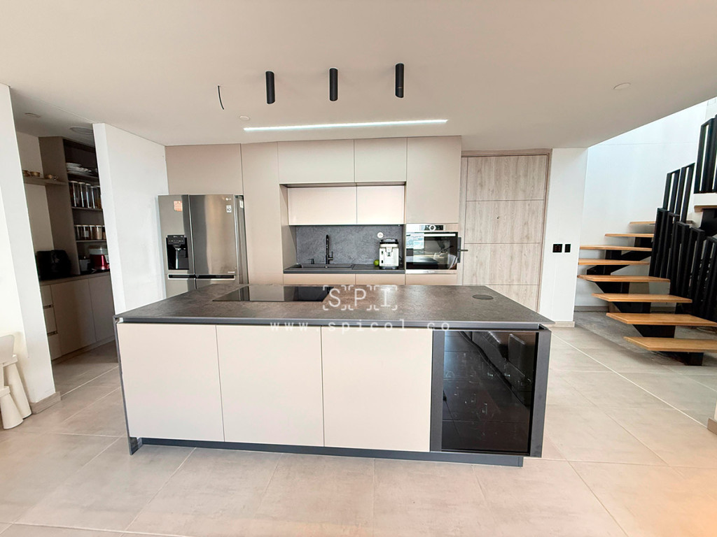 Apartamento en venta en La Inmaculada, Envigado · foto 5 de 21
