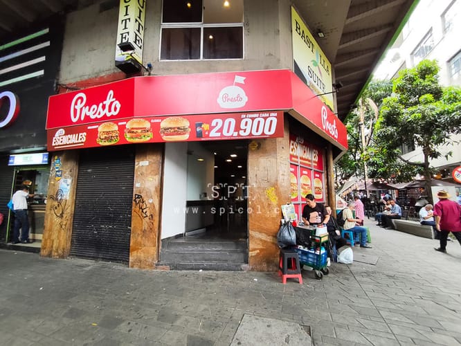 Local en arriendo en La Candelaria, Medellín, 130 m² · foto 8 de 9