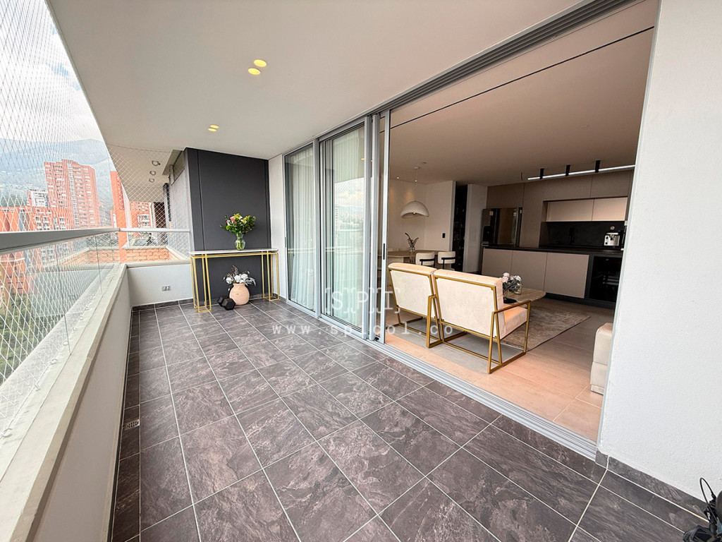 Apartamento en venta en La Inmaculada, Envigado · foto 6 de 21