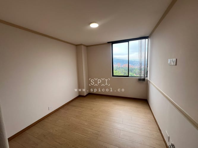 Apartamento de 3 alcobas en arriendo en Los Balsos, Medellín, 145 m² · foto 15 de 24
