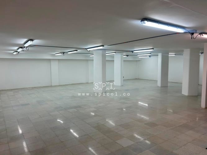 Local en venta en Centro, Rionegro, 251 m² · foto 4 de 15