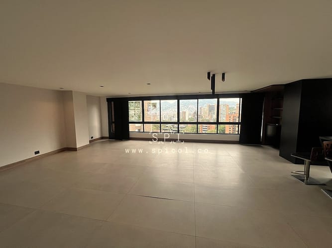 Apartamento de 3 alcobas en arriendo en La Florida, Medellín, 185 m² · foto 4 de 24