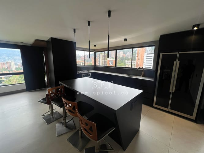 Apartamento de 3 alcobas en arriendo en La Florida, Medellín, 185 m² · foto 5 de 24