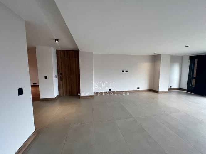 Apartamento de 3 alcobas en arriendo en La Florida, Medellín, 185 m² · foto 7 de 24