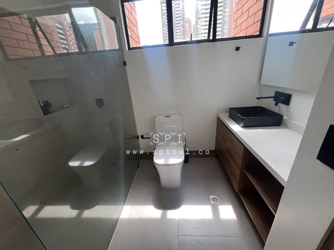 Apartamento de 3 alcobas en arriendo en La Florida, Medellín, 185 m² · foto 22 de 24