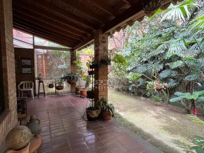 Casa de 4 alcobas en venta en La Florida, Medellín, 241 m² · foto 4 de 18