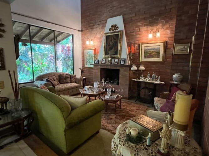 Casa de 4 alcobas en venta en La Florida, Medellín, 241 m² · foto 12 de 18