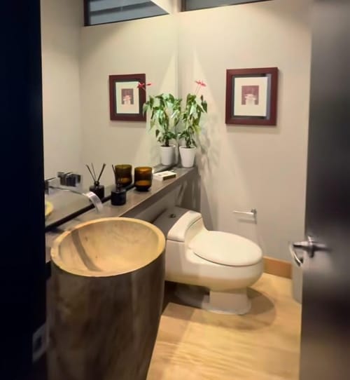 Apartamento de 3 alcobas en arriendo en Los Rosales, Bogotá, 243 m² · foto 5 de 9