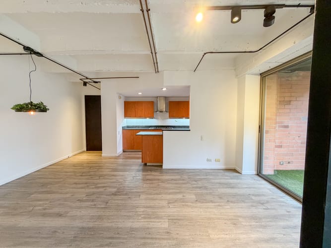 Apartamento de 2 alcobas en venta en Las Lomas, Medellín, 84 m² · foto 6 de 12