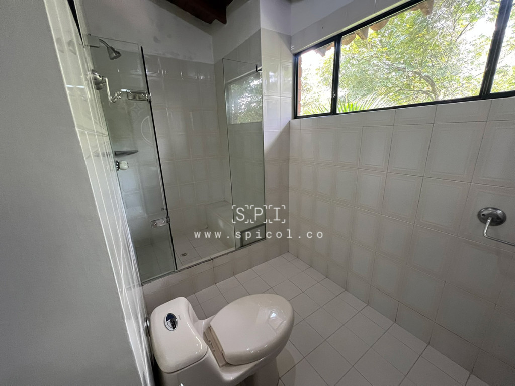 Casa en arriendo en El Poblado, Medellín · foto 17 de 24