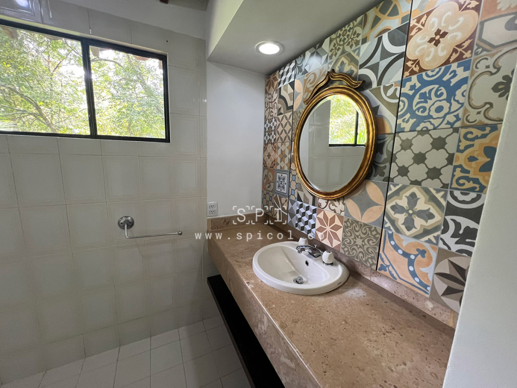 Casa en arriendo en El Poblado, Medellín · foto 18 de 24