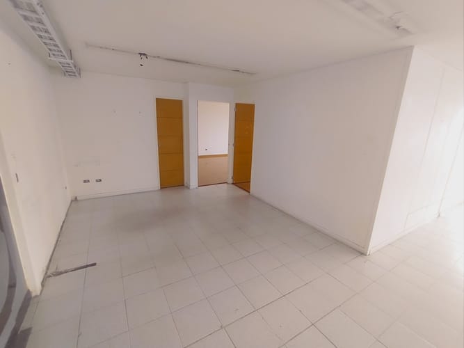 Oficina en arriendo en San Pedro, Cali, 504 m² · foto 2 de 24