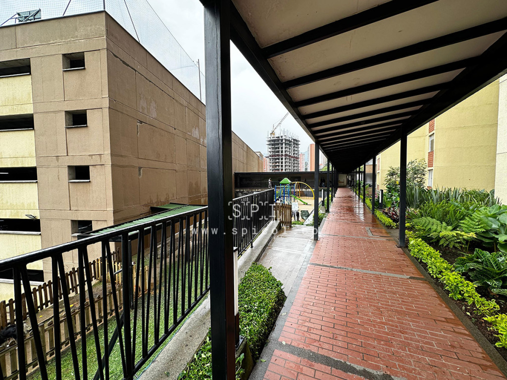 Apartamento en venta en Calasanz, Medellín · foto 9 de 10