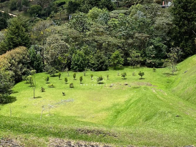 Lote en venta en Loma Del Chocho, Envigado, 3522 m² · foto 8 de 17