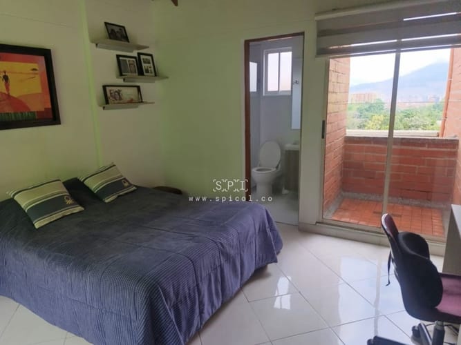 Casa de 5 alcobas en venta en Loma De Los Bernal, Medellín, 156 m² · foto 9 de 20
