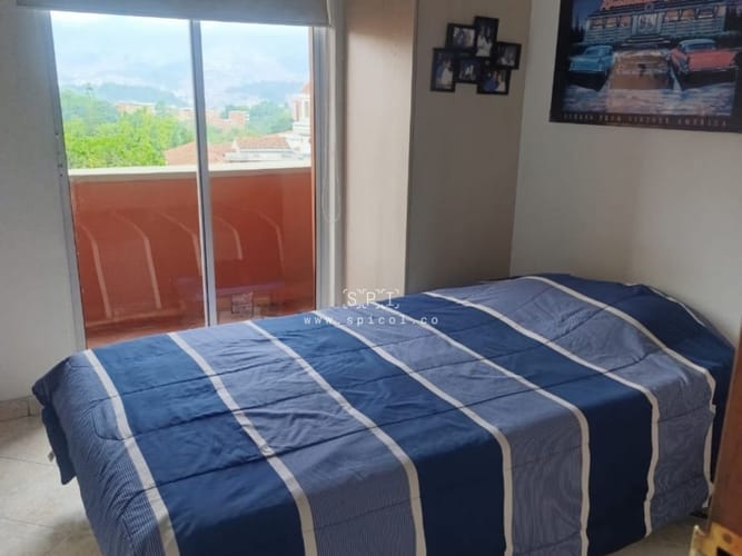 Casa de 5 alcobas en venta en Loma De Los Bernal, Medellín, 156 m² · foto 11 de 20